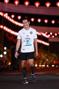 BIB: 
                            <button type="button" onclick="openModal(23897195)" class="btn btn-primary btn-sm float-right btn-popup" data-toggle="modal" data-target=".modal-high-quality">
                        <i class="fas fa-shopping-cart"></i> Add to Cart
                    </button>
                                            <button type="button" onclick="isThisMe(23897195, true)" class="btn btn-success btn-sm float-right btn-popup btn-isme hidden" data-toggle="tooltip" data-placement="bottom" title="นี่คือรูปของคุณใช่ไหม คลิกที่นี่เพื่อเอาเข้าอัลบั้ม">
                        <i class="fas fa-plus"></i> Add to album
                    </button>
                    <button type="button" onclick="isThisMe(23897195, false)" class="btn btn-warning btn-sm float-right btn-popup btn-isnotme hidden">
                        <i class="fas fa-ban"></i> Remove from album
                    </button>